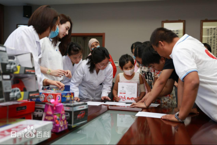 黄小戈(Megan Hwang)黄素颜照相册