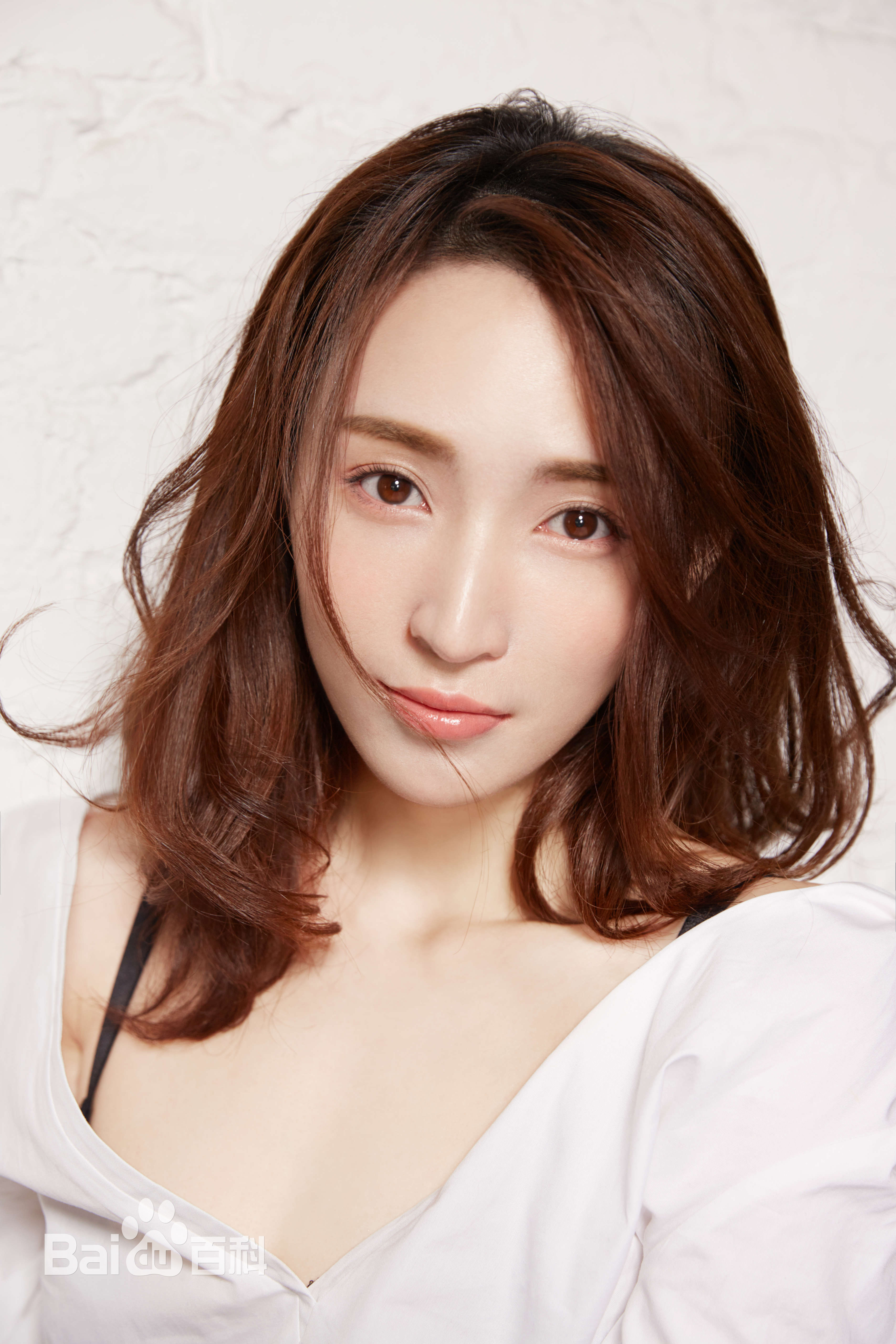 最新黄小戈(Megan Hwang)性感图片