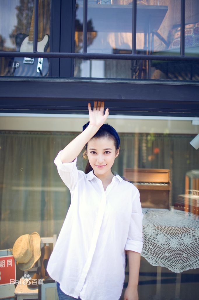 最新刘妙性感图片