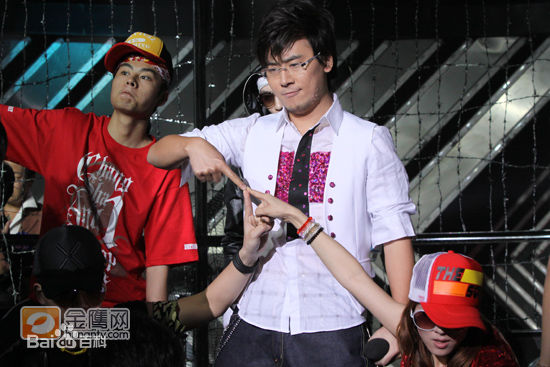 精选马可(Michael)在《挑战麦克风》中的图册