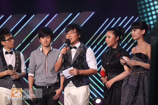 精选马可(Michael)在《挑战麦克风》中的图册