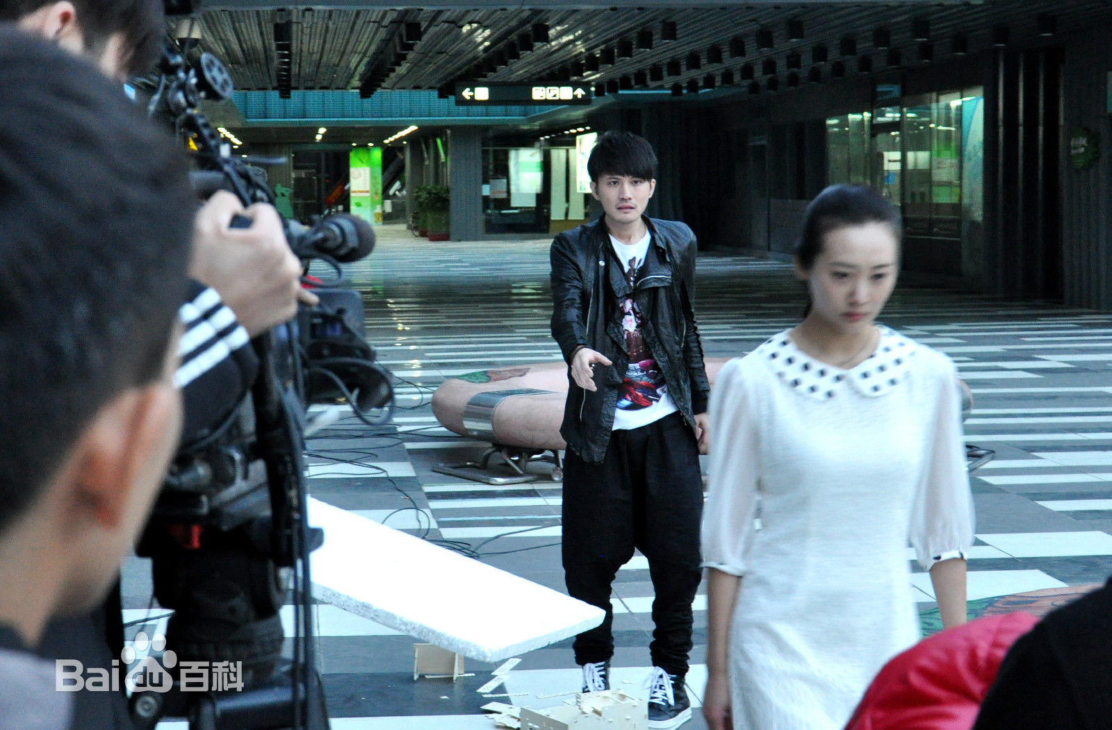 雷诺儿80婚约---《大都市小爱情》精选剧照