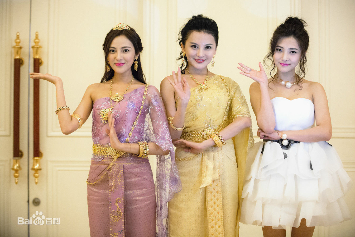 雷诺儿爱你，万缕千丝最优质剧照