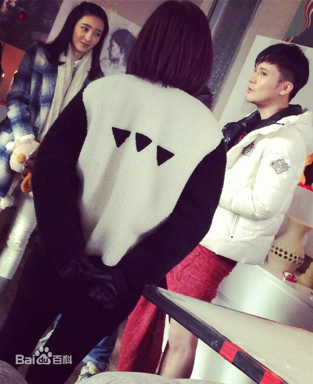 雷诺儿想明白了再结婚前后照片