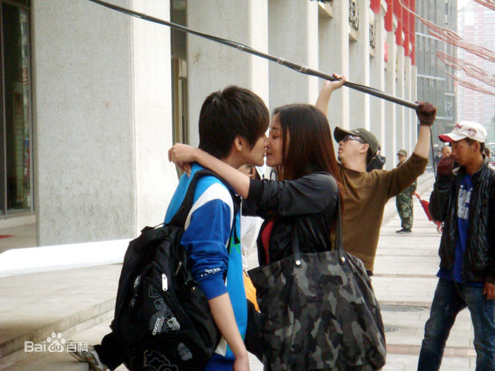 雷诺儿的个人图册性感图片图集