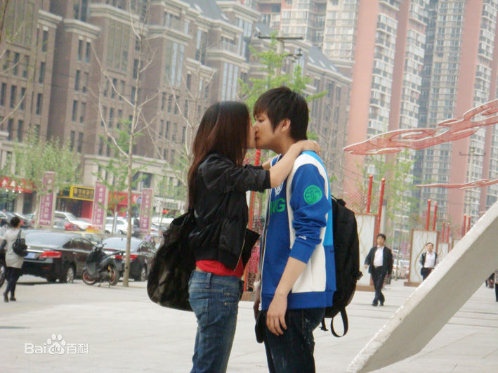 雷诺儿的个人图册性感图片图集