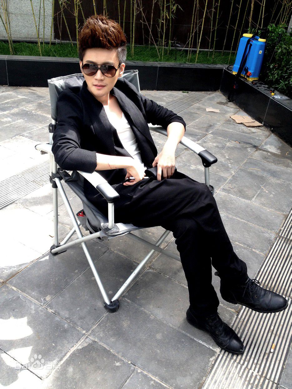 雷诺儿的个人图册性感图片图集