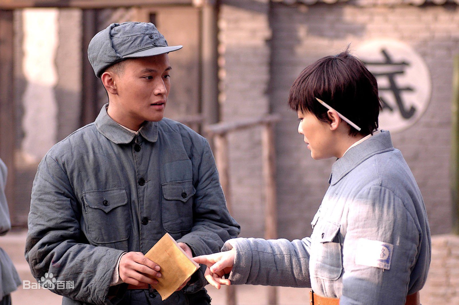 雷诺儿的个人图册素颜照壁纸