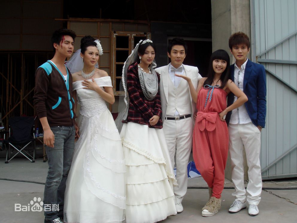 雷诺儿的个人图册素颜照相册