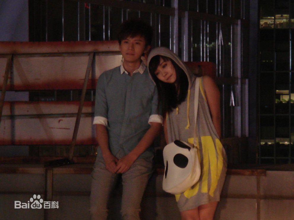 雷诺儿的个人图册素颜照相册