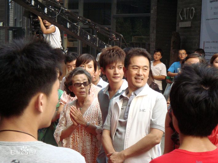 雷诺儿的个人图册素颜照相册