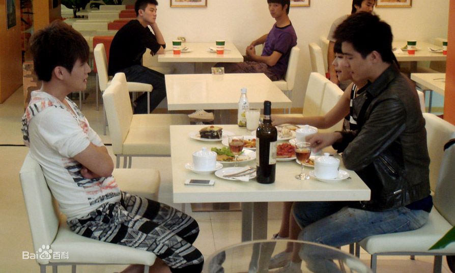 雷诺儿的个人图册素颜照相册