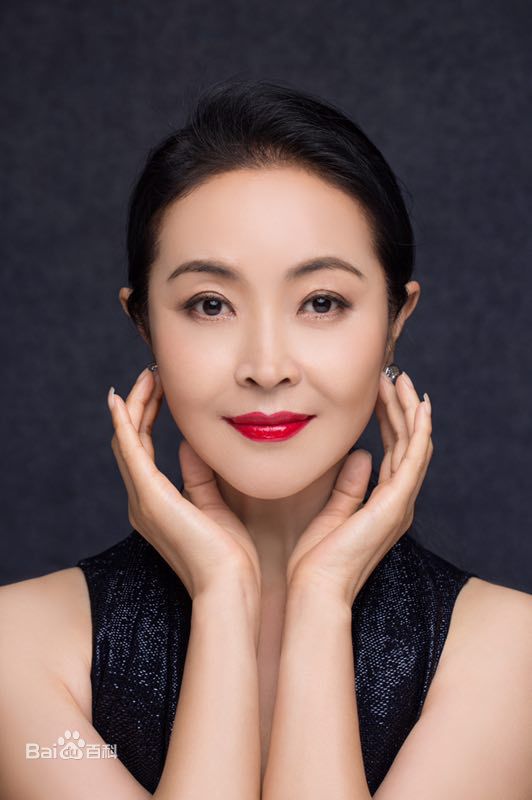 方晓莉生活精选剧照