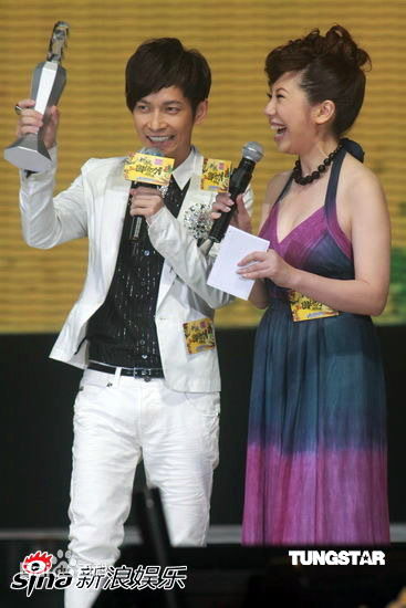 张智成(Z-Chen)获奖领奖性感图片壁纸