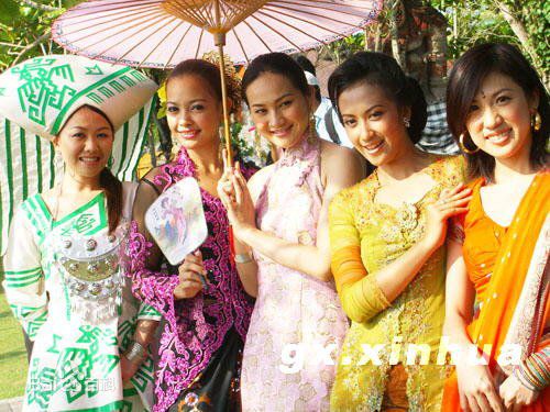 罗忆诗(Eser Loo) 宣传活动照片前后照片