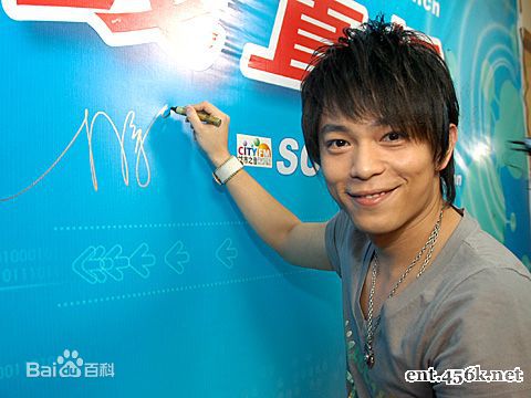 林宇中(Rynn)参加活动素颜照相册