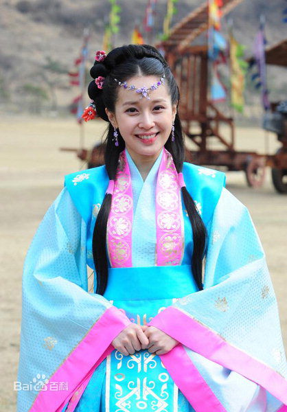 赵安()新闻图生活照