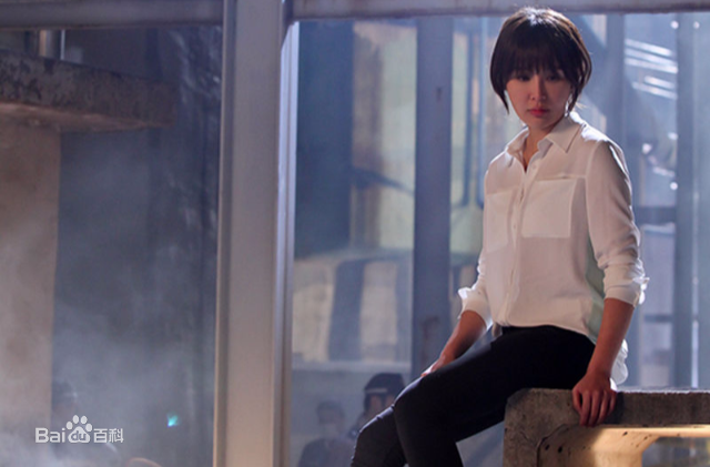 赵安()前后照片