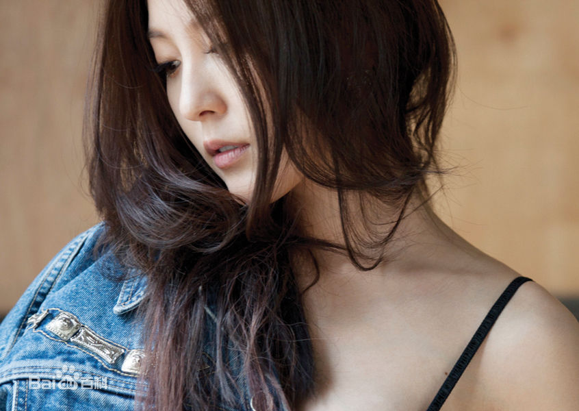 宝儿(Kwon BoA、、クォンボア)韩语七辑造型壁纸壁纸