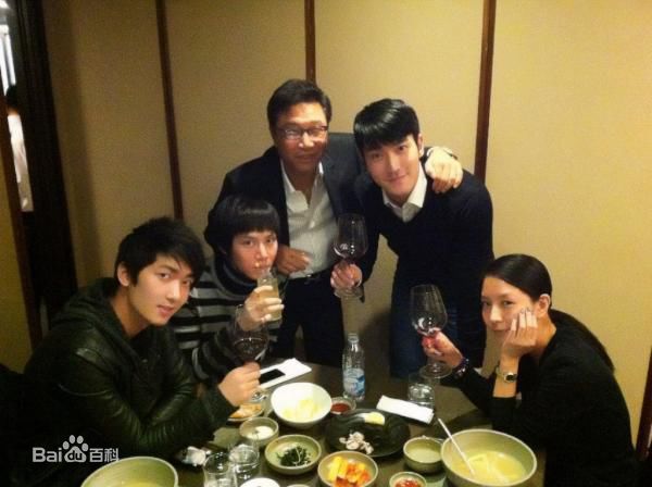 宝儿(Kwon BoA、、クォンボア)生活照图片图集