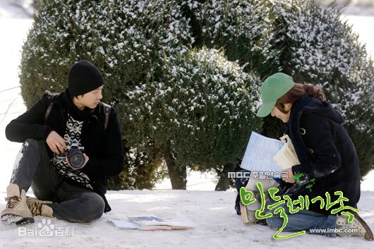 李允智(Lee yong ji)《蒲公英家族》最优质剧照