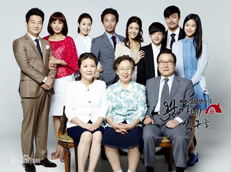 最新李允智(Lee yong ji)在李允芝《王家一家人》中的壁纸