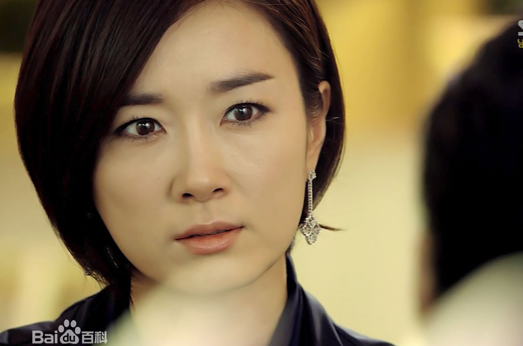 高清吴妍秀(韩文： 日文：オ·ヨンス)图片