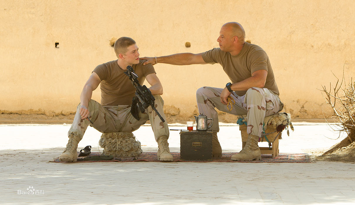 乔·阿尔文(Joe Alwyn)出演电影壁纸壁纸