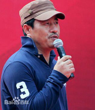 王小宝在舞台剧照