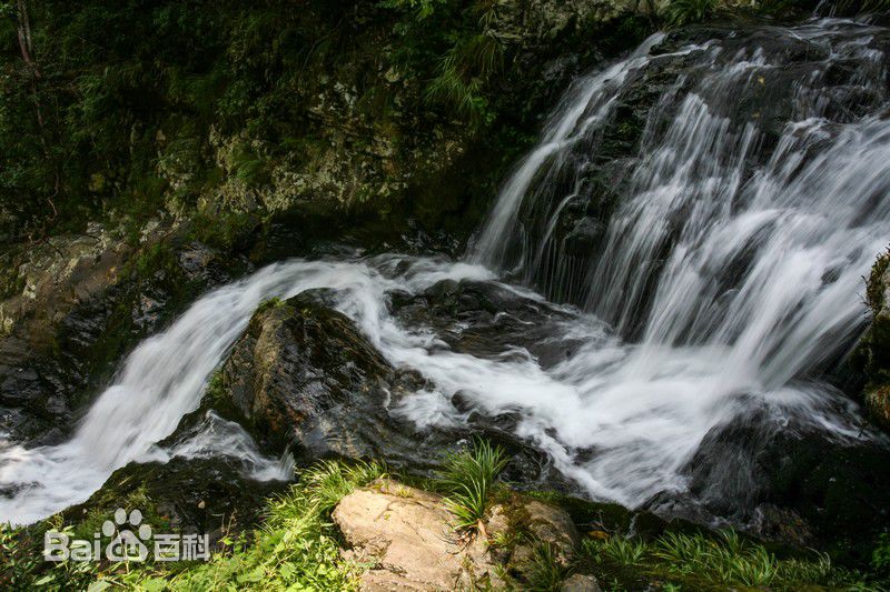 井冈山(Jing Gangshan)龙潭壁纸壁纸