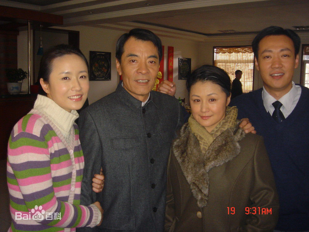 丁洋参演电视剧《人活一张脸》精选剧照