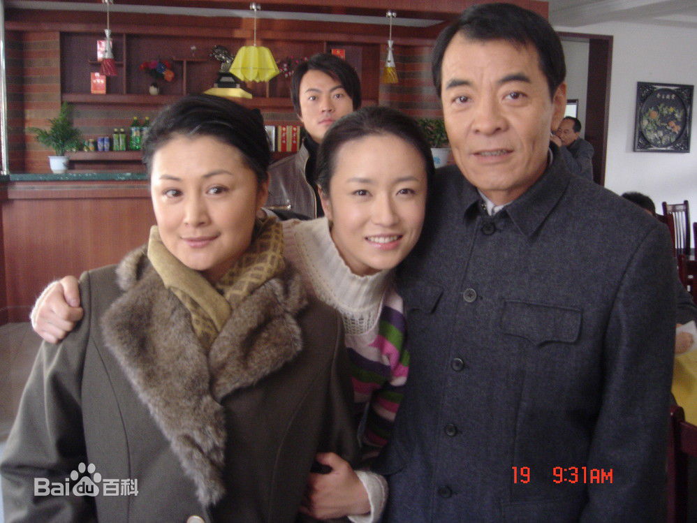 丁洋参演电视剧《人活一张脸》精选剧照