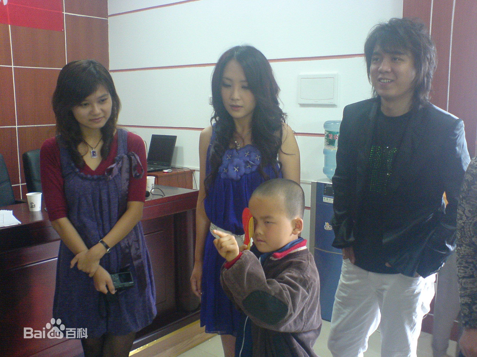 爱乐团生活照前后照片