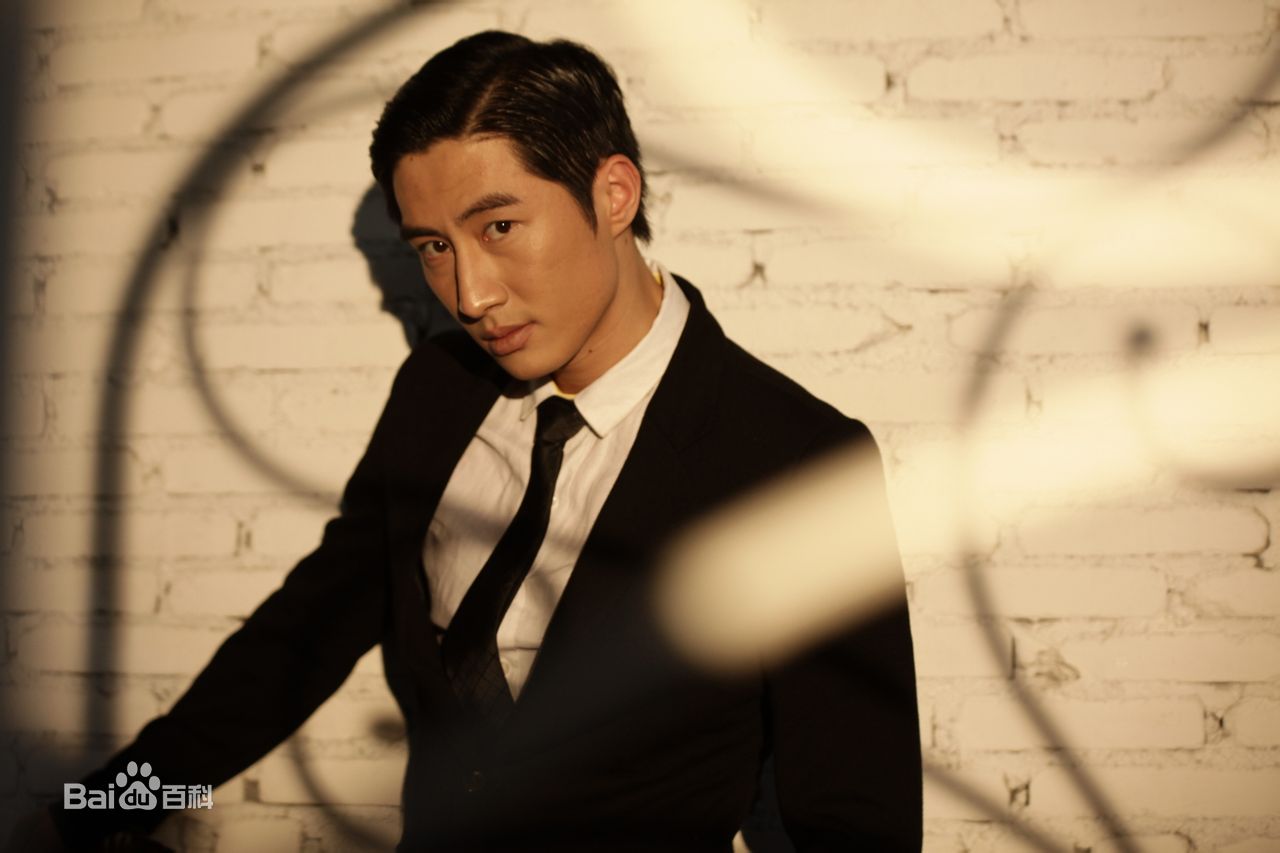 梁传斌(Bany Liang)最新梁乐燃壁纸