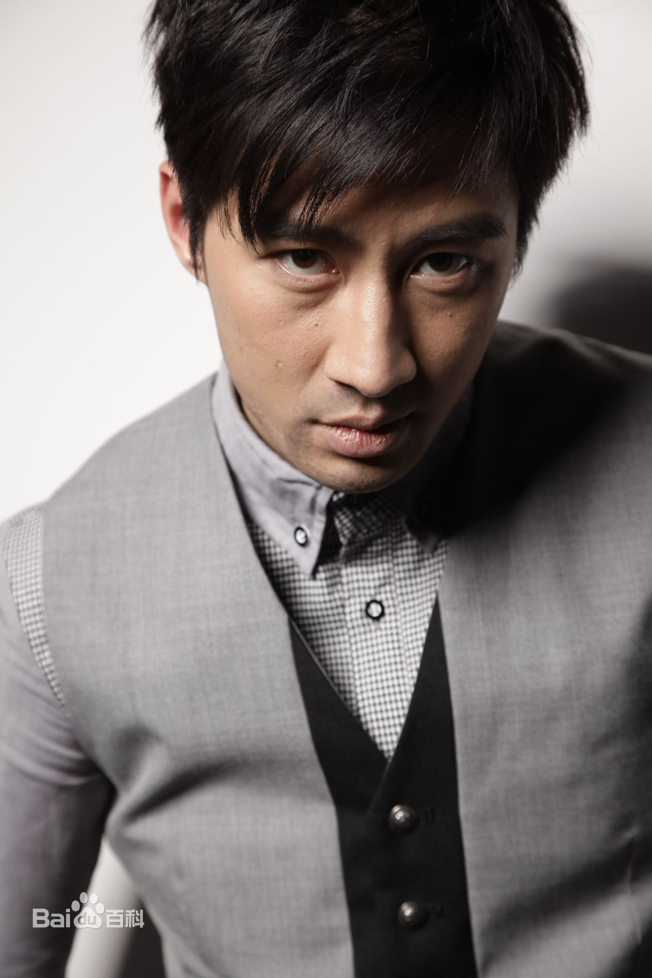 梁传斌(Bany Liang)最新梁乐燃壁纸