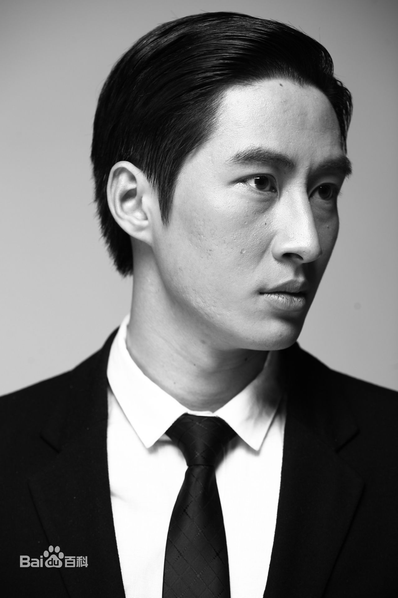 梁传斌(Bany Liang)最新梁乐燃壁纸