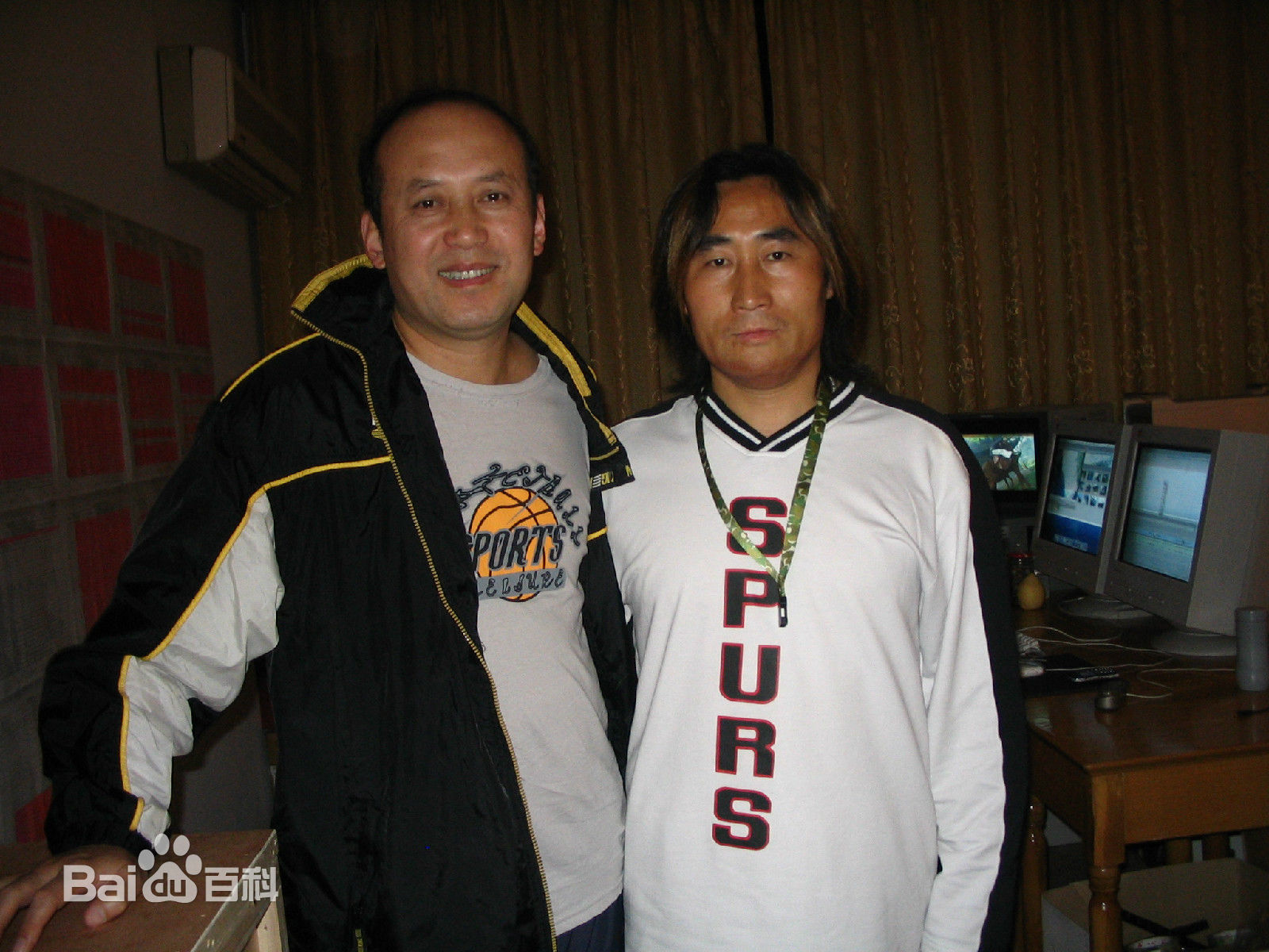 精选陈强在电视剧《大宋传奇》现场中的图册