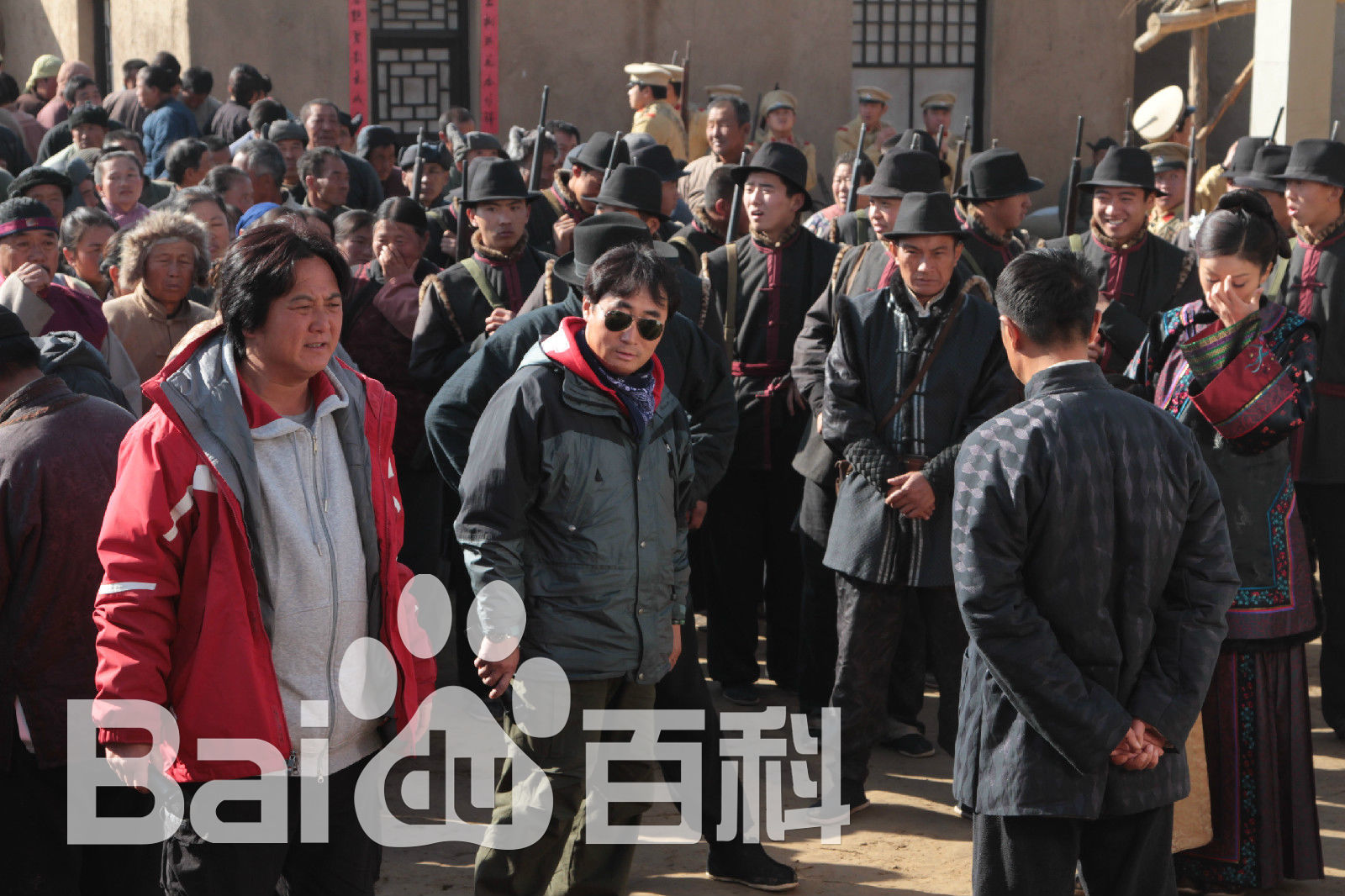 高清陈强在电视剧《我叫王土地》现场中的图集