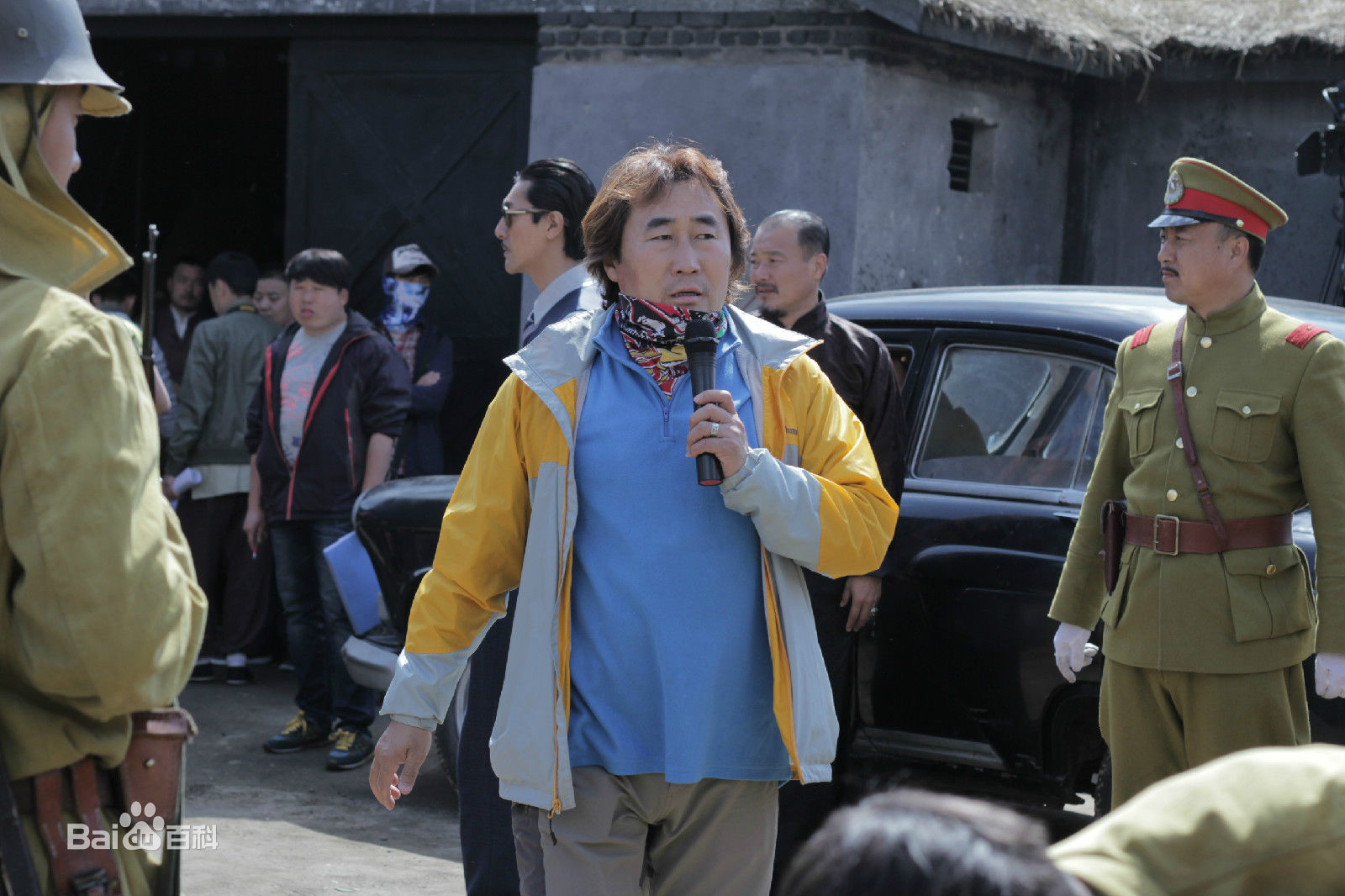 最新陈强在电视剧《绝地枪王》现场中的图集