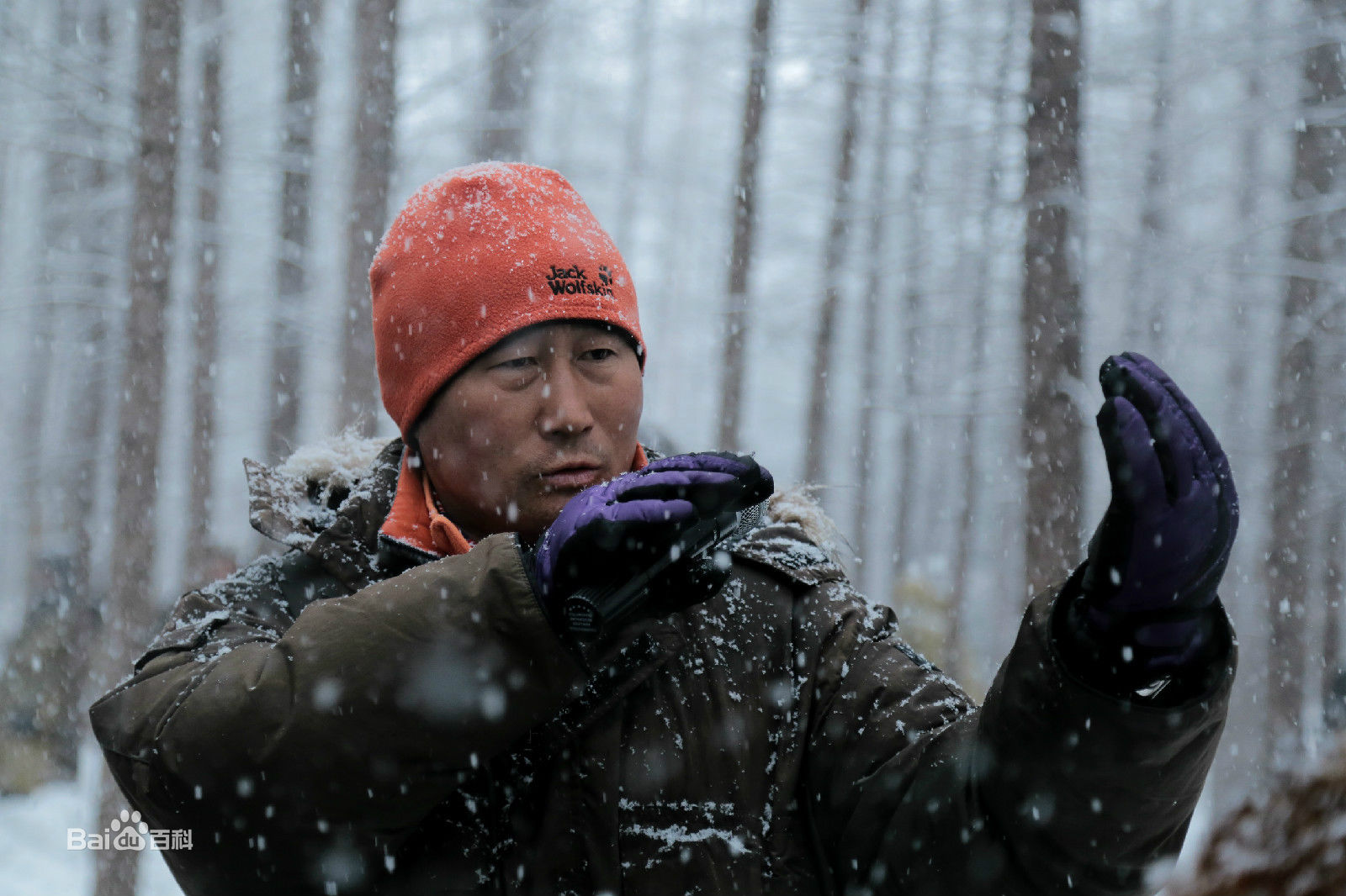 最新陈强在电视剧《绝地枪王》现场中的图集