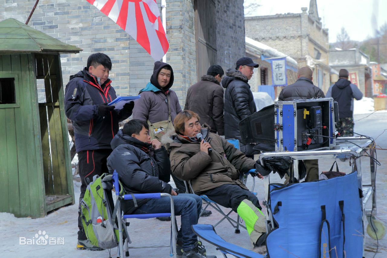 最新陈强在电视剧《绝地枪王》现场中的图集