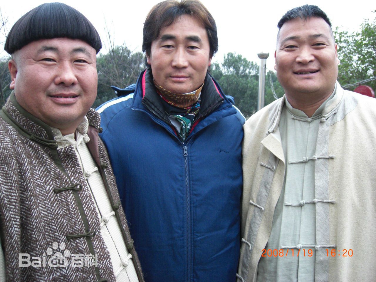 陈强在电视剧《东陵大盗》现场中的