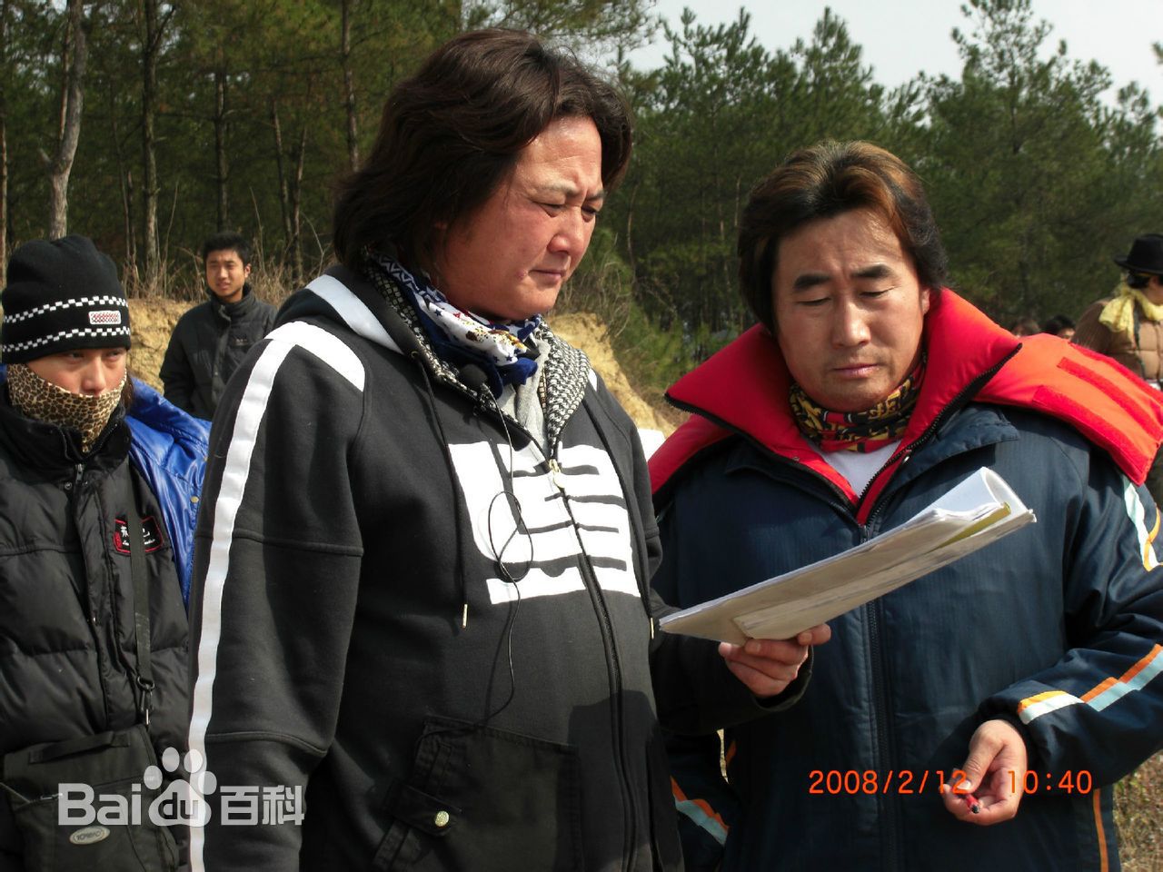 陈强在电视剧《东陵大盗》现场中的