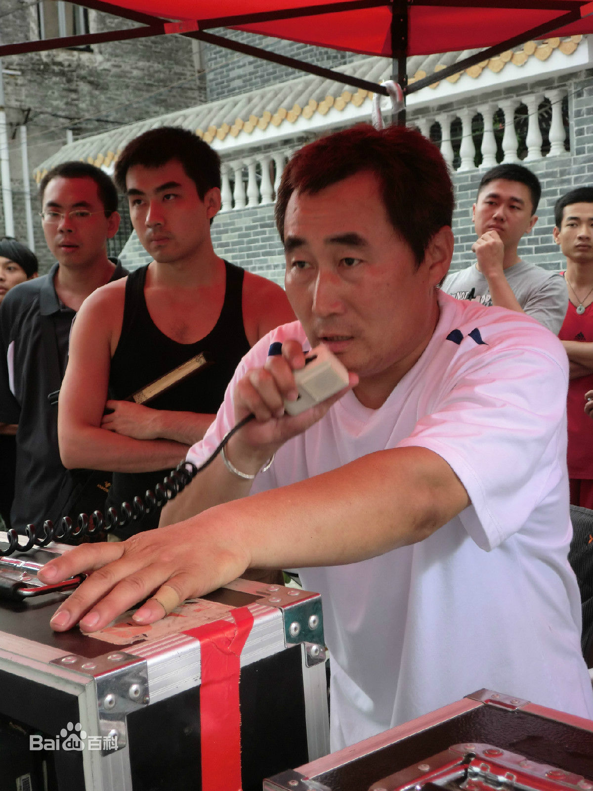 最全陈强在电视剧《便衣支队》现场中的相册