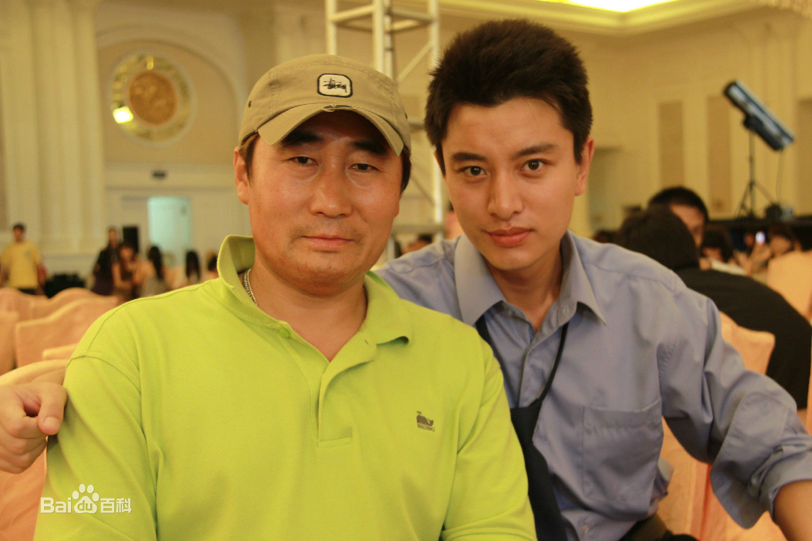 最全陈强在电视剧《便衣支队》现场中的相册