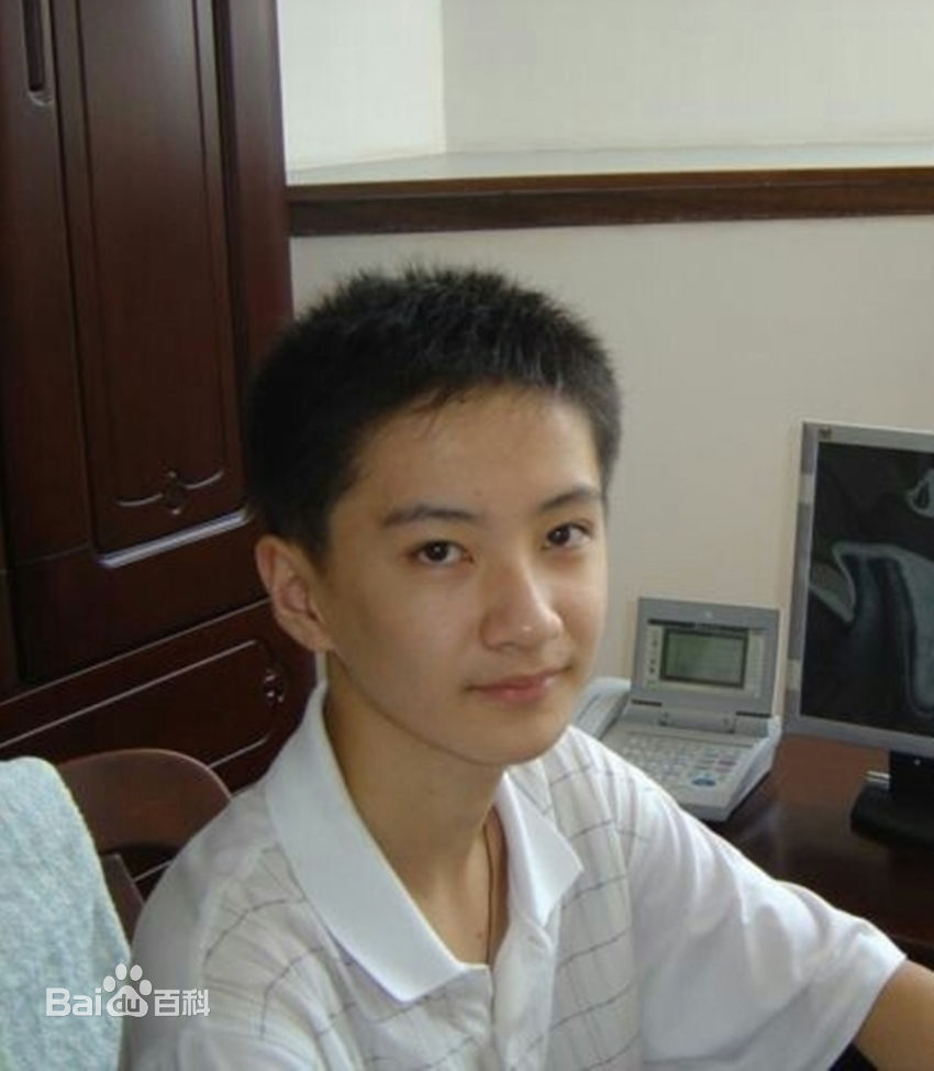 李瑞(Li Rui)生活照图片图册