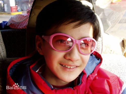 李瑞(Li Rui)生活照图片图册