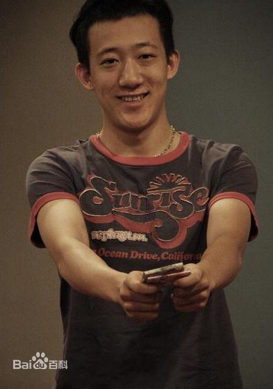 高清韩鹏翼图片