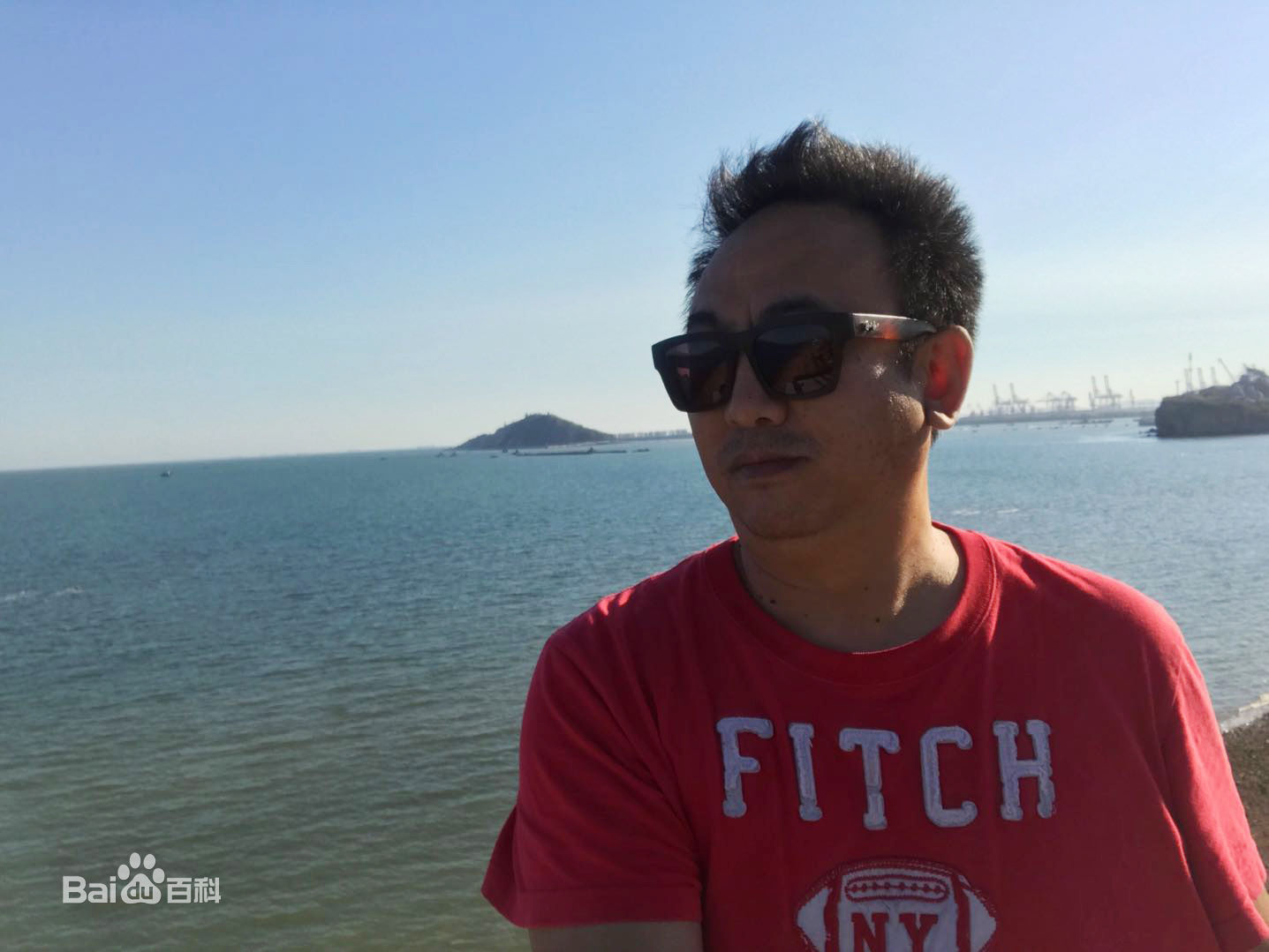 杨朗从个人照片前后照片