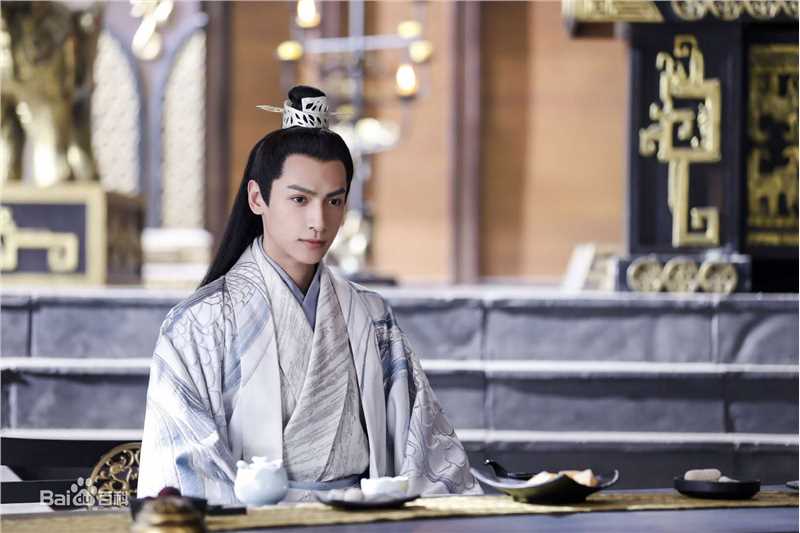 最新罗云熙(Leo)在《白发》中饰演容齐中的图集